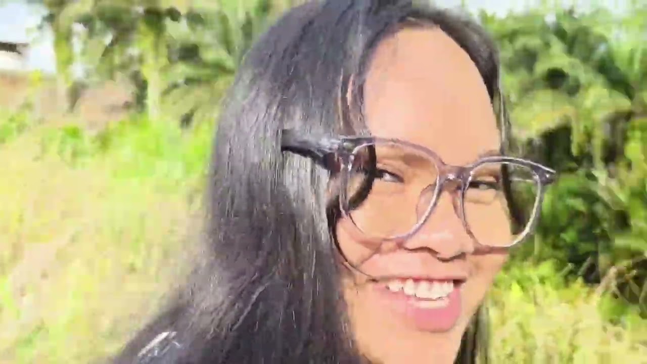 BERI BABI( pig) MAKAN DIHUJUNG BILIK 