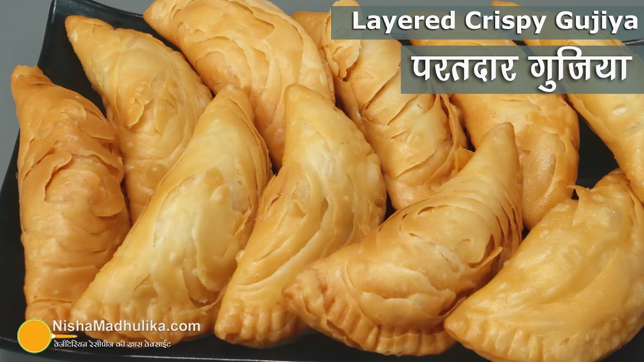 ढेर सारी परतों वाली कुरकुरी मावा गुजिया । Layered Mawa gujiya recipe | Sweet Mawa Karanji Recipe