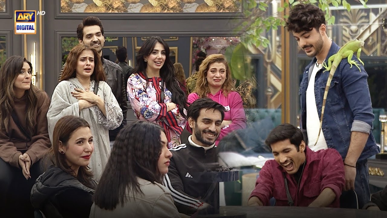 Junaid Niazi ne kholi ghar walon ki pole 😱😂 | Tamasha S4