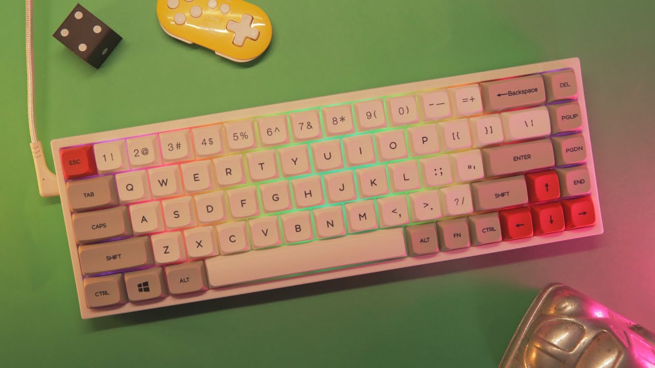 Revisado Gamakay TK68: 65%, Bluetooth, 2.4GHz, Hotswap y Teclas de PBT.