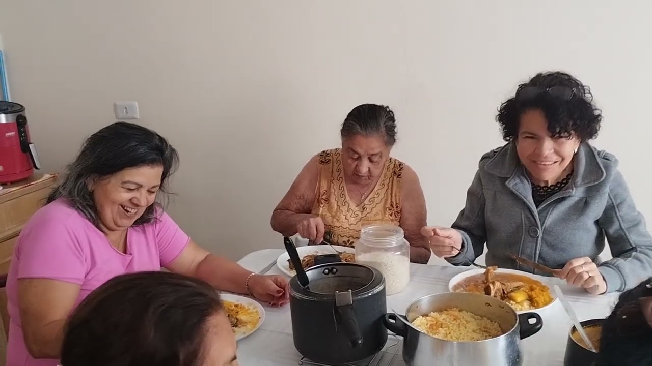 ALMOÇO COM MARLUCE 