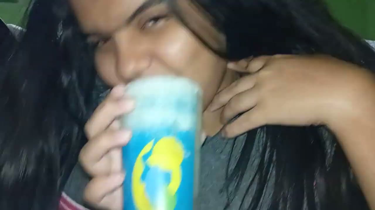 Era para ser só um dia de pijama mas o pior  aconteceu com meu irmão 😭😭😭😭😭😭😭 ( ele está muito 🤮🤮🤮 )