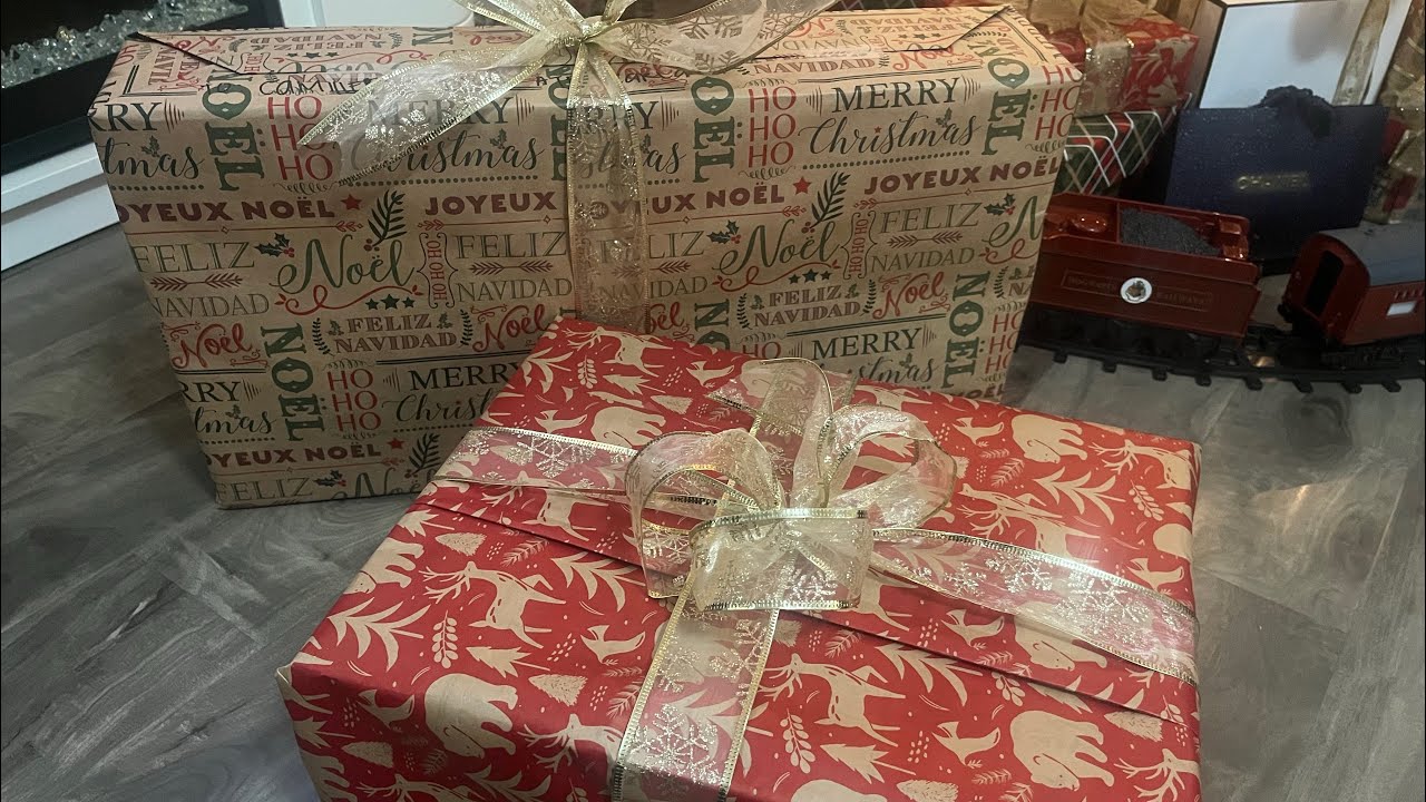 Gift wrapping my own style | gift wrapping 