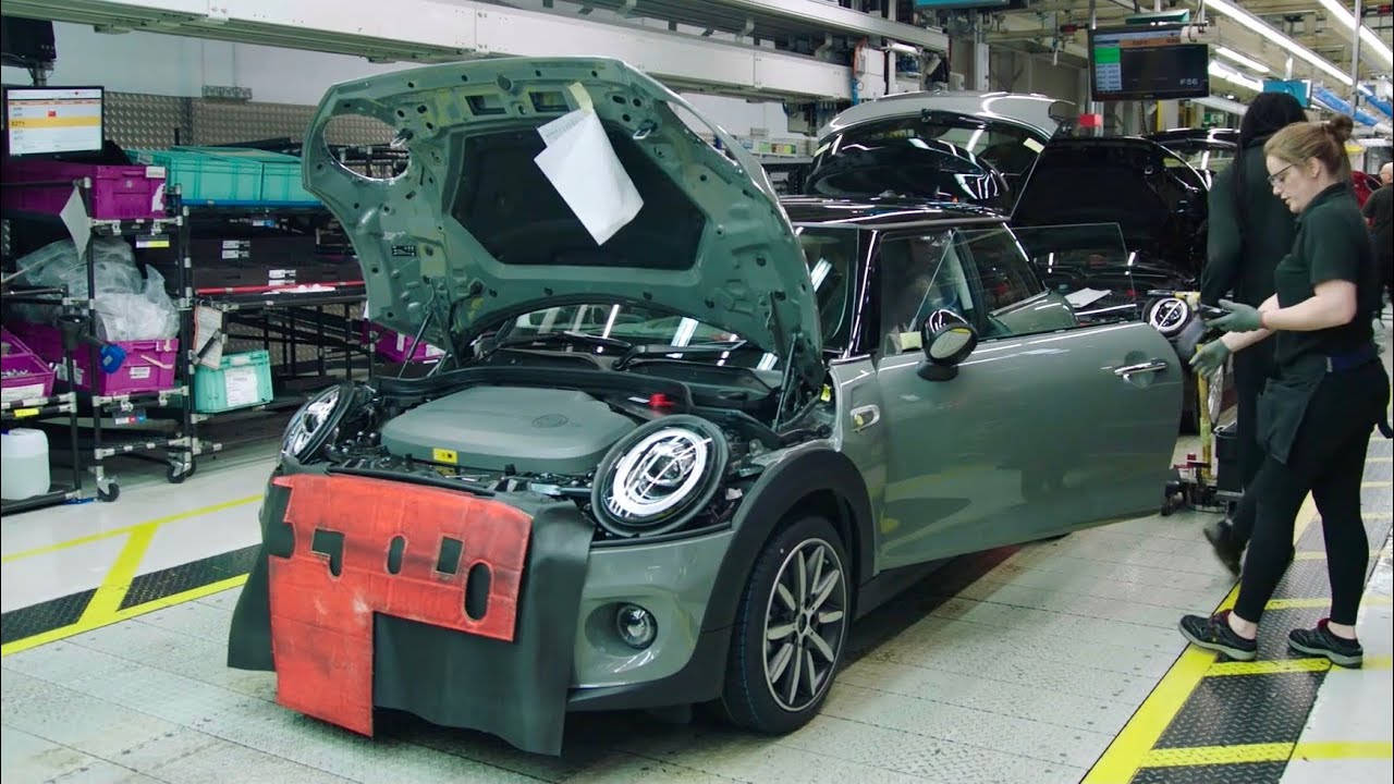 Новый MINI Cooper - ПРОИЗВОДСТВЕННЫЙ ЗАВОД в Оксфорде (вот как это делается)
