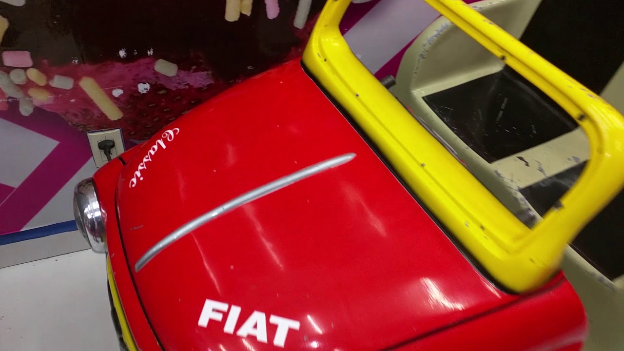 Montable tragamonedas marca GALEX modelo FIAT en funcionamiento