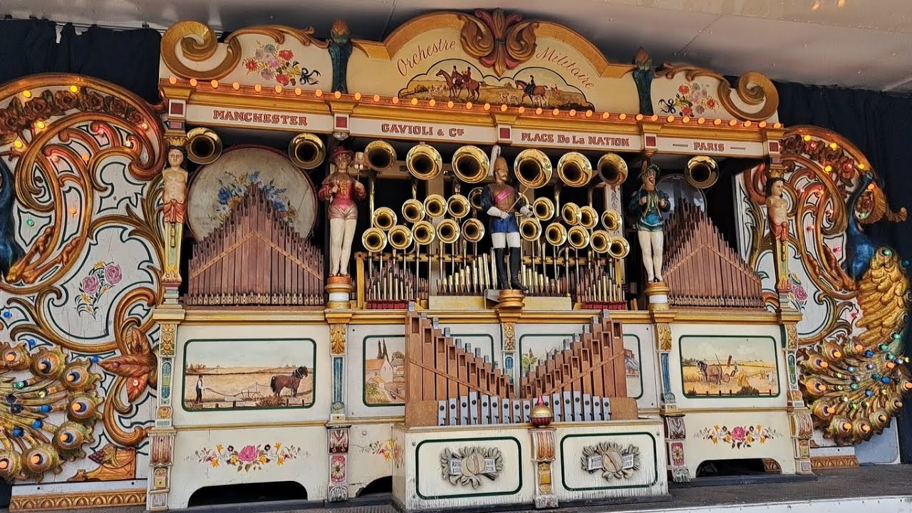 98 key Gavioli fairground organ - Thursford Steam Gala 2023