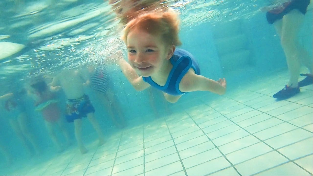 Children's swimming lessons in Bury | STA Level 2 swimming teachers