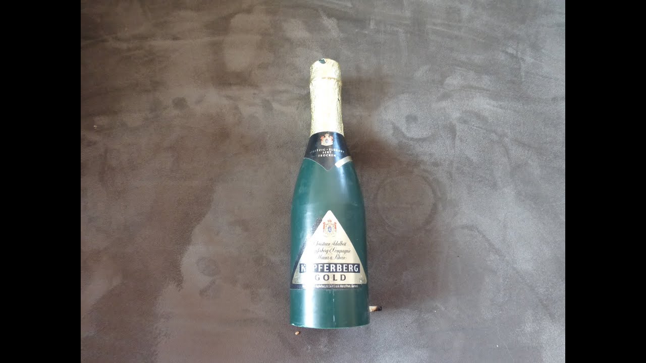 Feuerwerk Klasse 1: Silberhütte Sektflasche (Tischfeuerwerk)