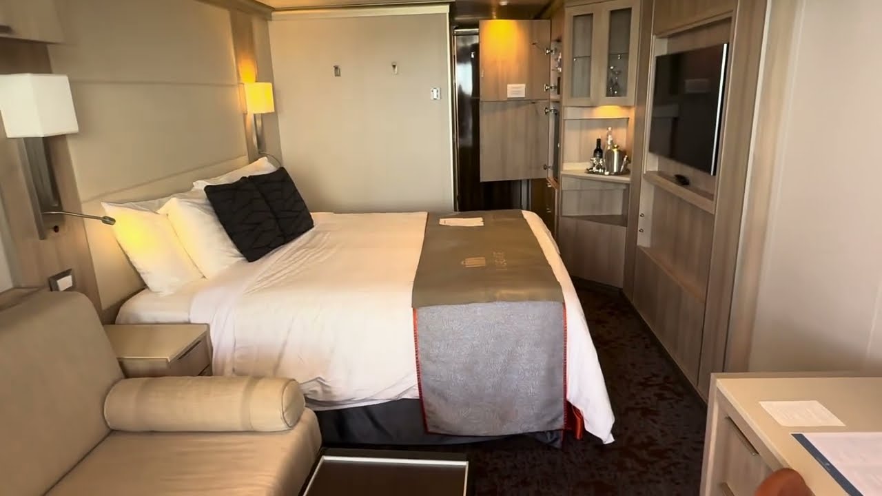 Verandah Stateroom Tour: Holland America Nieuw Stantendam