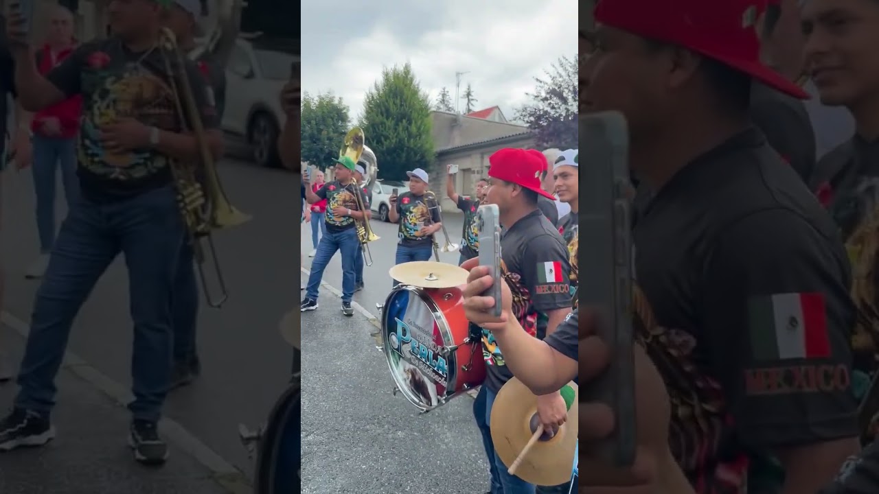 banda perla de Michoacán y hot potato band en Francia.             Australia - MEXICO