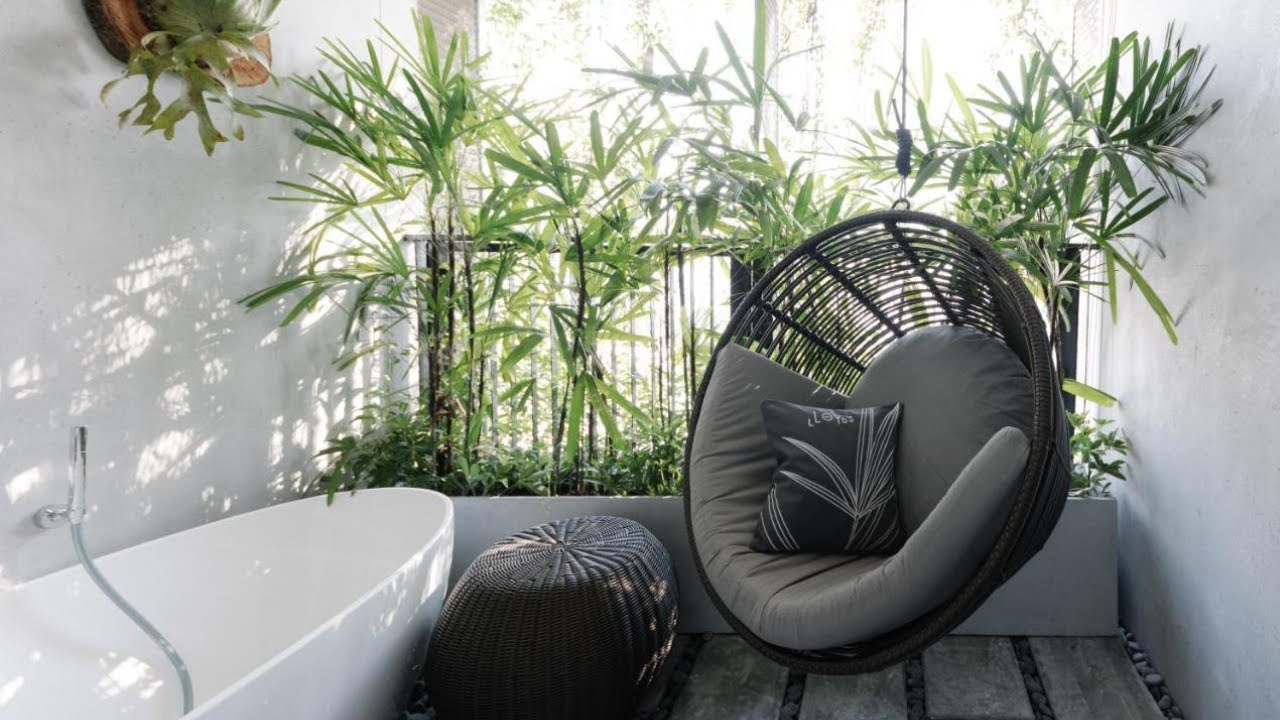 Lloyd's Inn Kuala Lumpur (FULL TOUR) - Sky Room with outdoor Bathtub