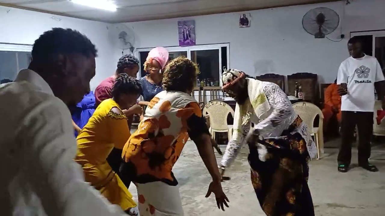 Niki Ojong - sad clothe removal in Limbe