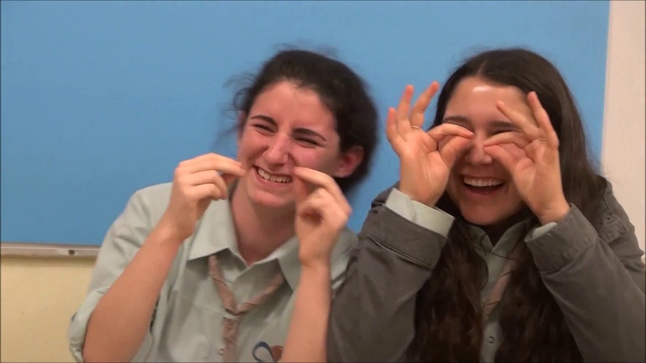 אני שוב מתאהב- כנפיים של קרמבו סניף הוד השרון