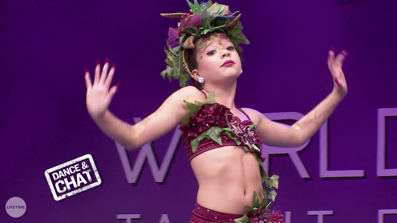 Dance Moms - Choreographer's Cut - The Rose Garden (S5, E15)