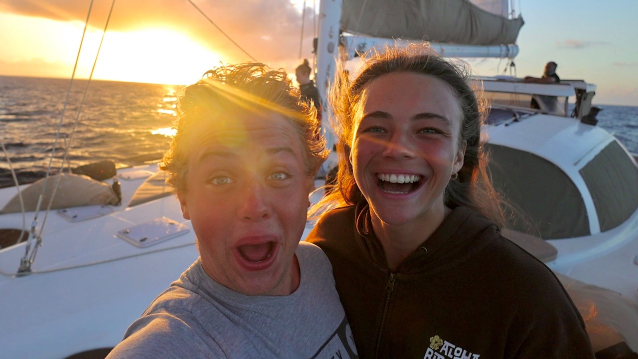 Покидаю Америку на парусной лодке со своей девушкой (в направлении Панамского канала).