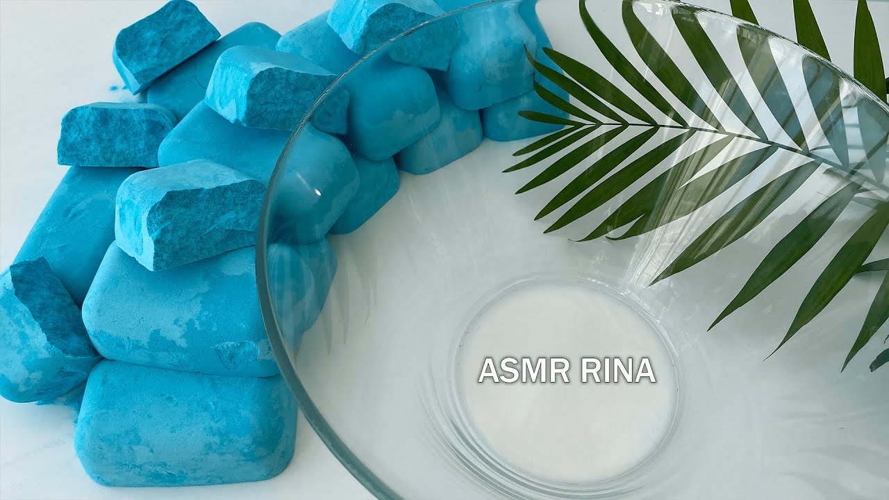 ASMR 2 videos crunchy baking soda crushing and sifting