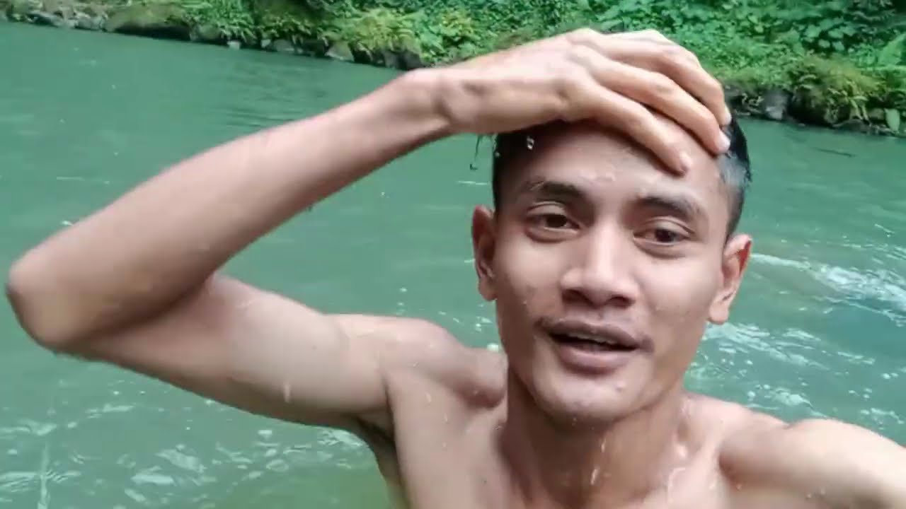 Berenang DiBawah Air Terjun Menggunakan GoPro 1080p🎥🤤