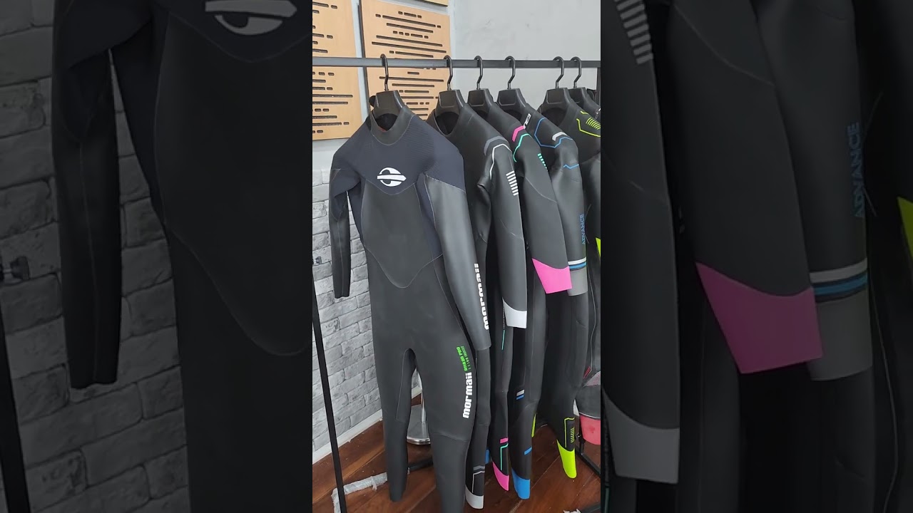 comparativo entre long john mormaii 5.3.1 é os longs da Zone3 wetsuits