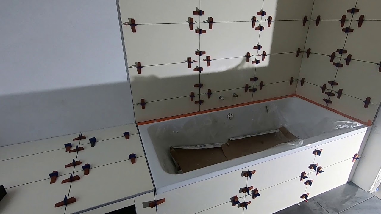 Comment carreler une salle de bain de A à Z fin