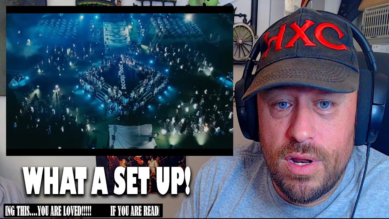 Bohemian Rhapsody - Queen played by 1000 musicians | Rockin'1000 REACTION!