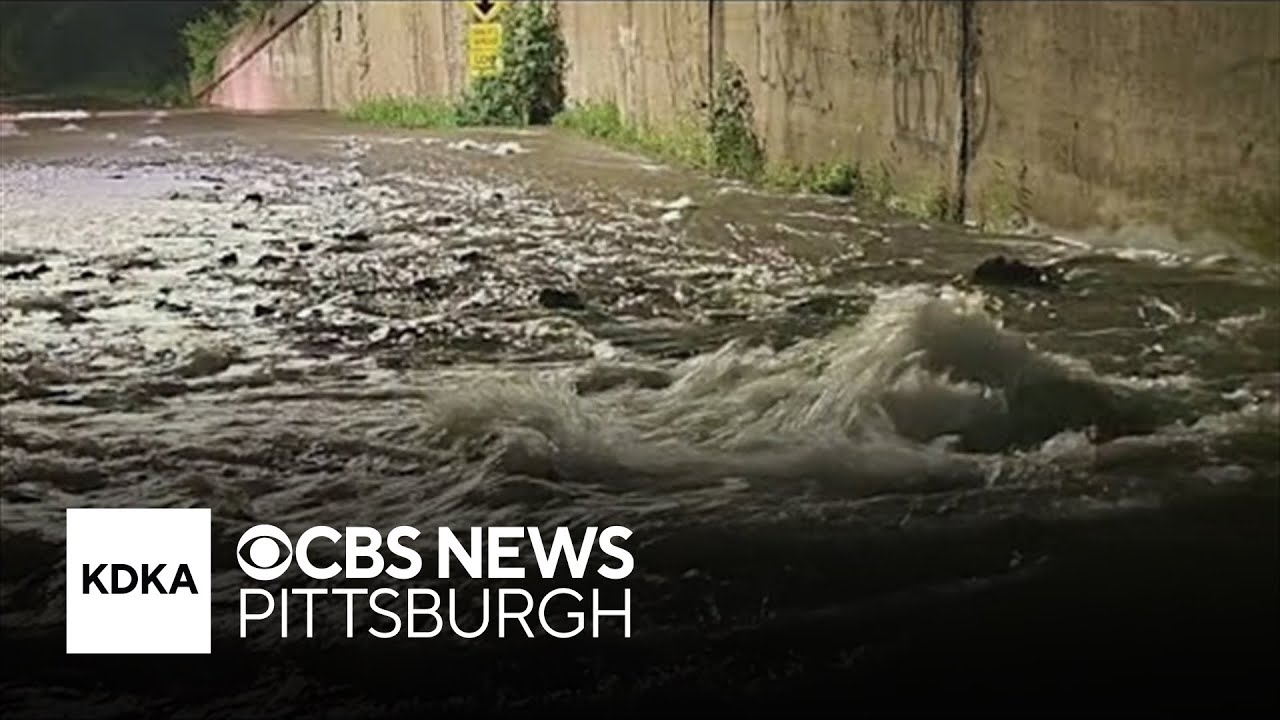 Large water main break shuts down West Mifflin road