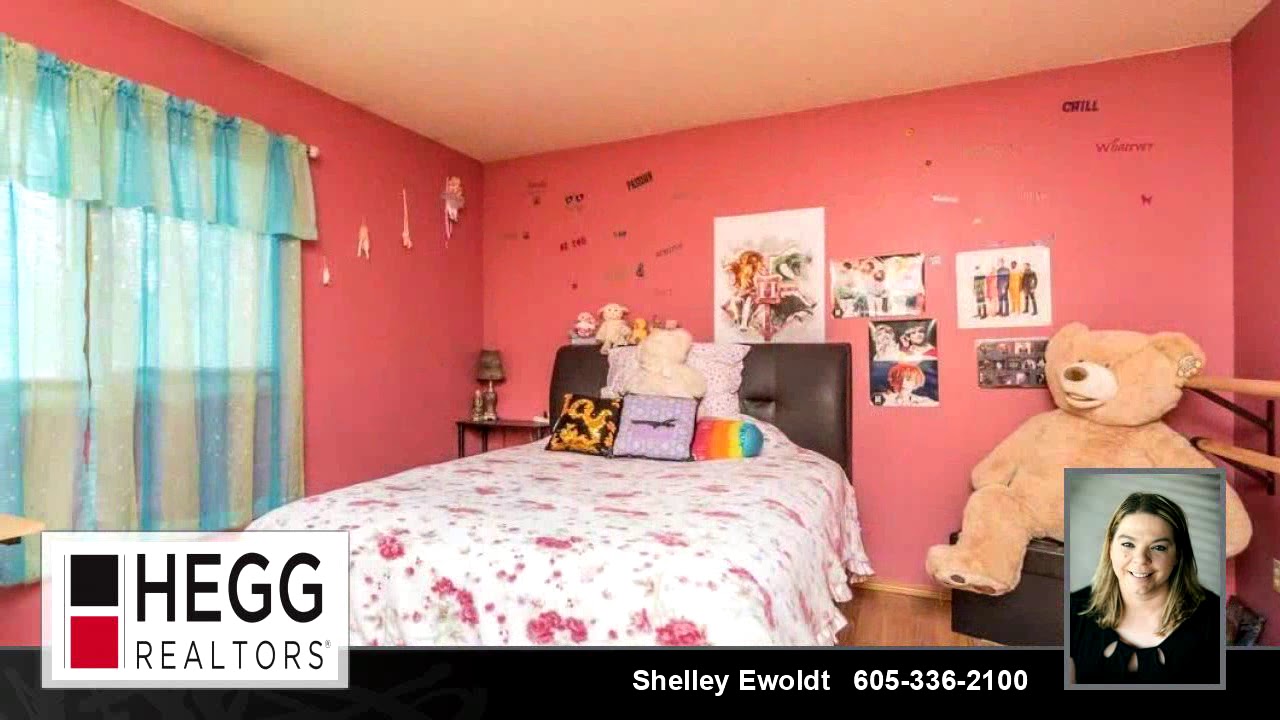Residential for sale - 4619 E Hanna Cir, Sioux Falls, SD 57110