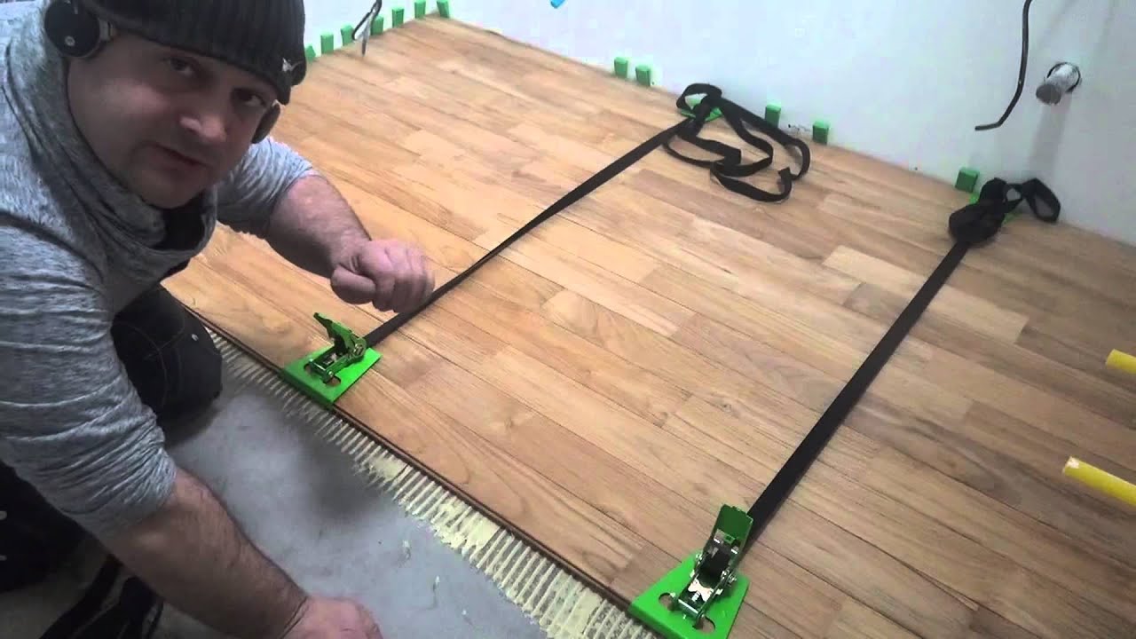 ⏩ pose parquet , oublie pas les sangles !