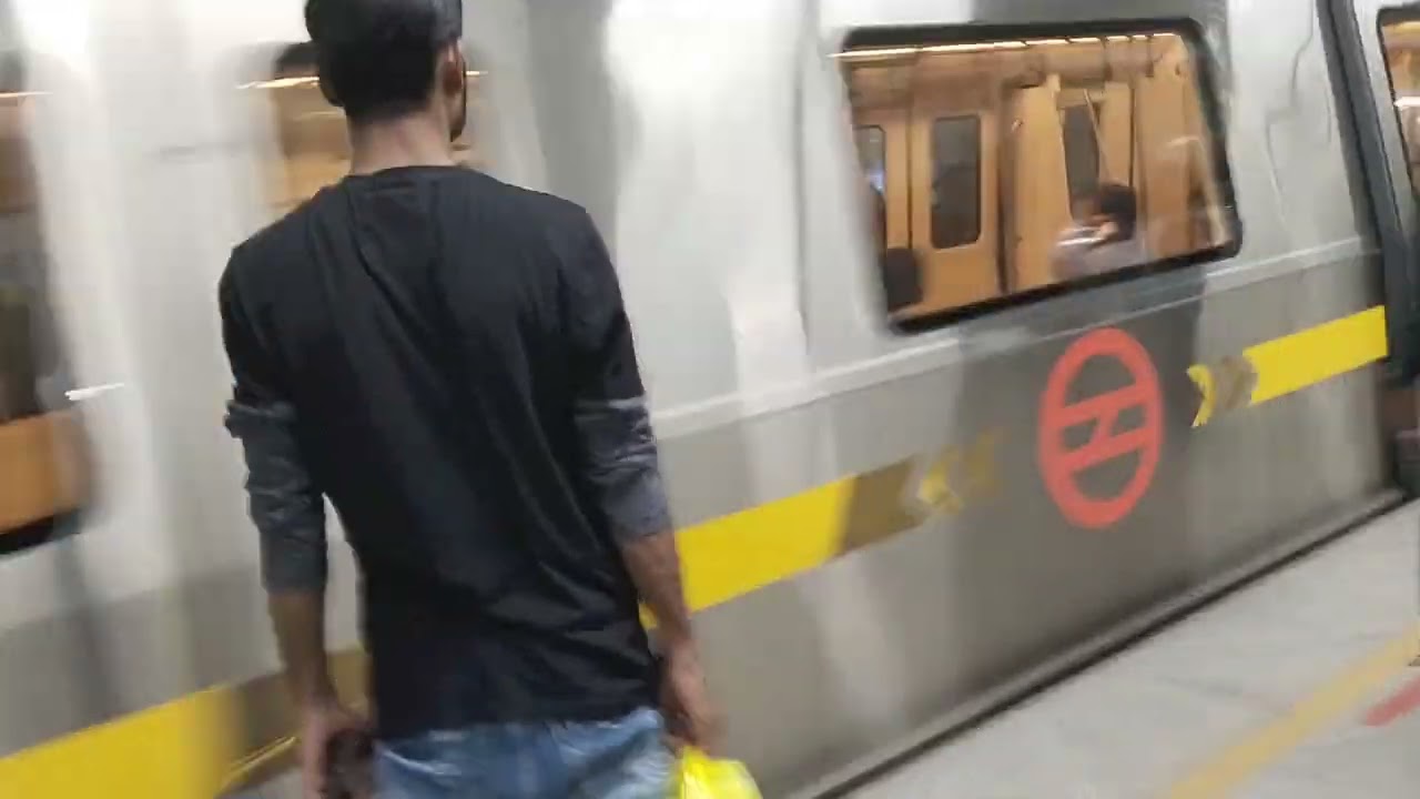 Delhi metro station 🚉🚉 Central secretariat