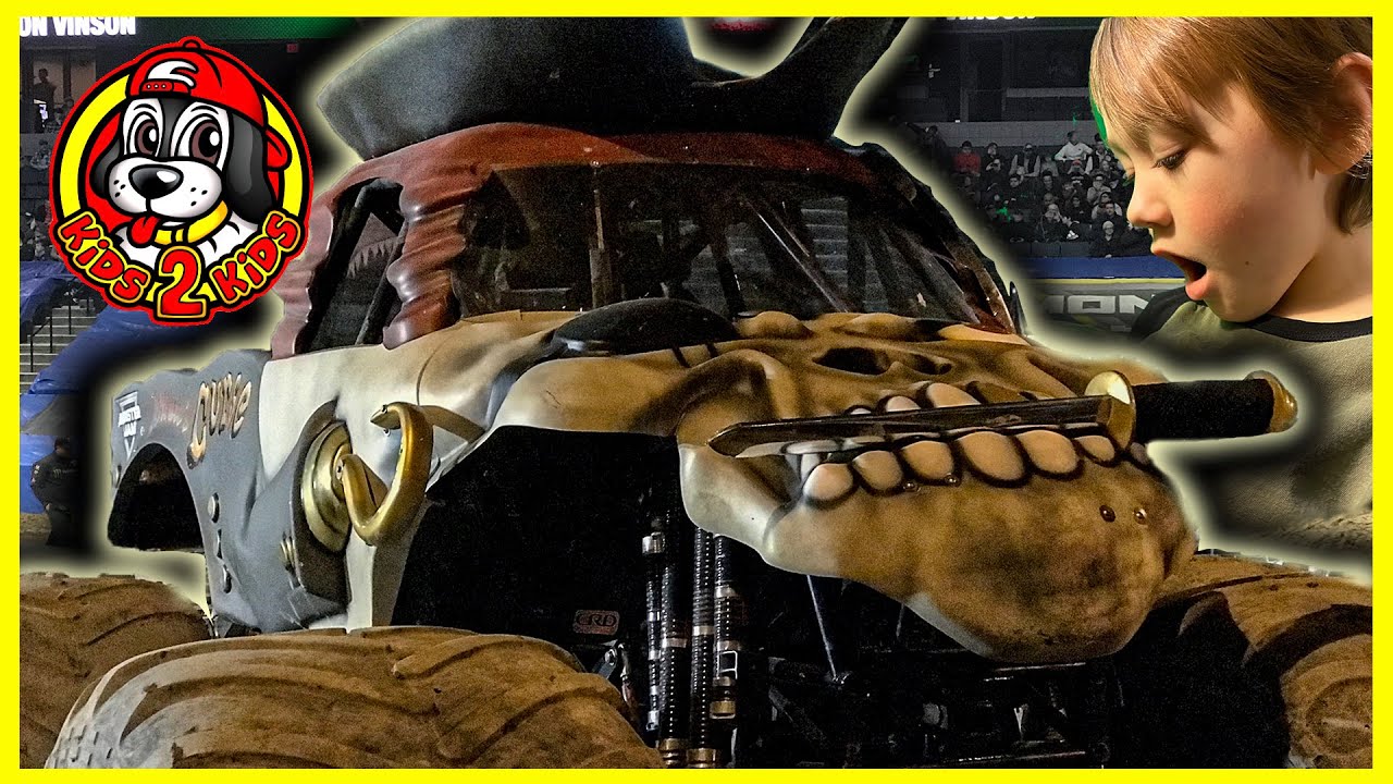Monster Jam Trucks - Spin Master 2020 NEW Toy: Pirate's Curse SPIN RIPPERS (ft FREESTYLE HIGHLIGHTS)