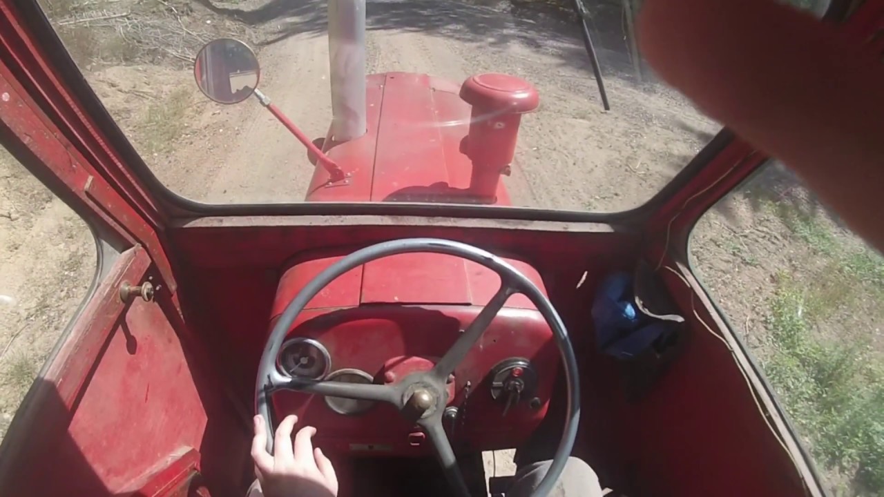 Testiajo vesipumppu remontin jälkeen. Valmet 565.