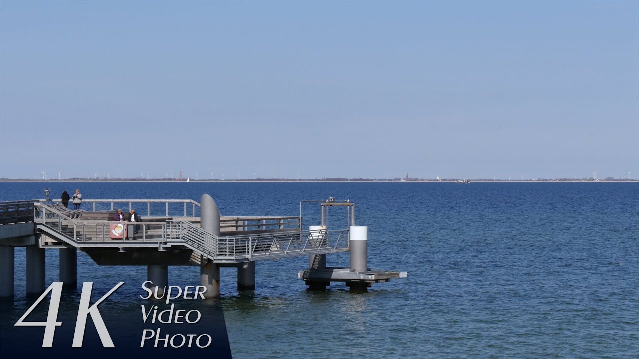 Heiligenhafen/Steinwarder, Germany: Seebr&uuml;cke (Sea Bridge), Ostsee (Baltic Sea) - 4K Video Photo XL