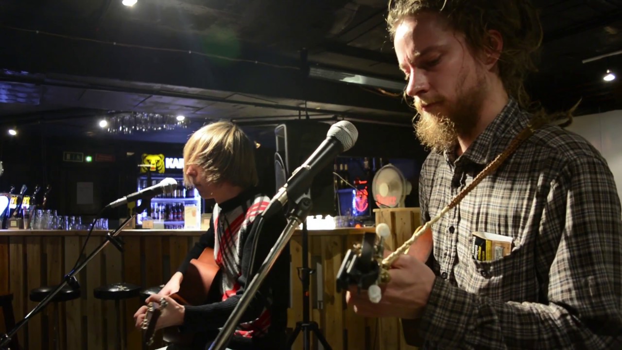 Jani & Kasper – Kakolan vangin laulu (live)