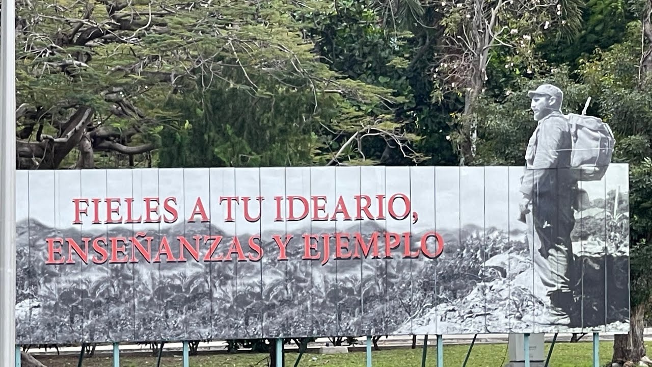Cuba. HAVANA. Площадь Революции