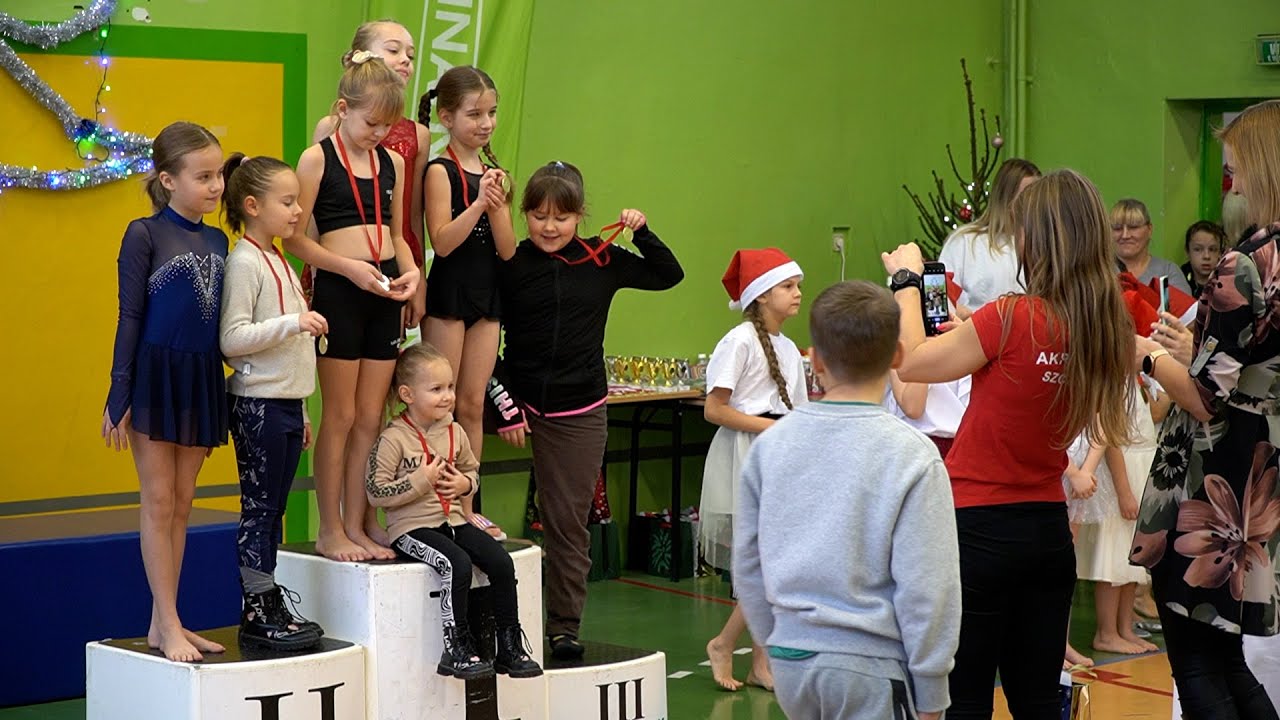 Mikołajkowe Zawody w Akrobatyce Sportowej i Fitness - Akrofitness Cup 2024