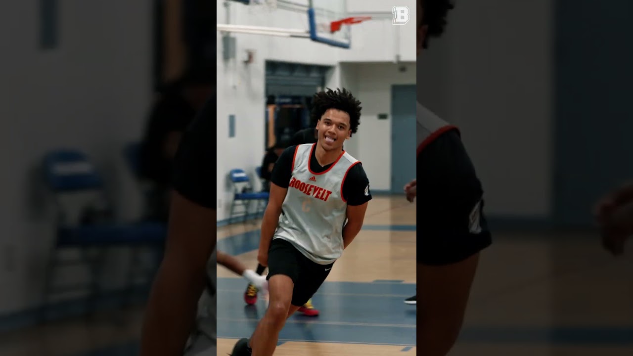 Brayden Burries just out here having fun 🔥#dunk #ballislife #basketball