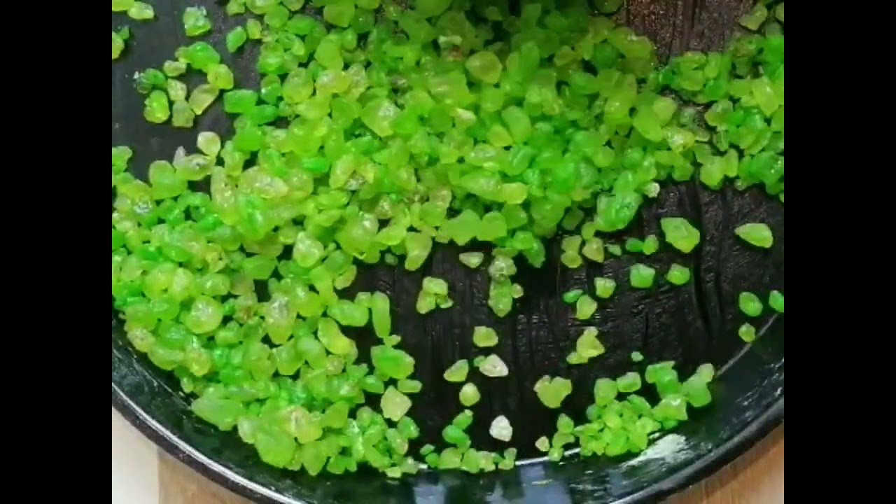 كسرات من بخور المستكه