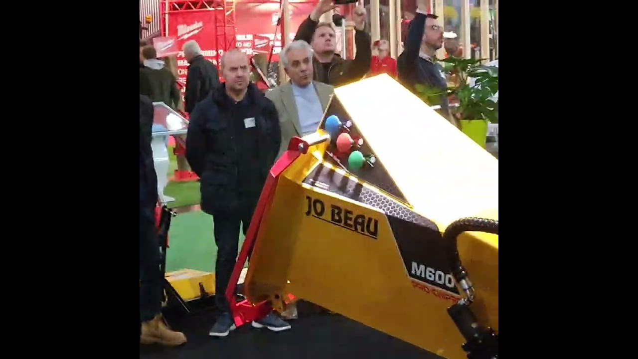 Christophe Beauprez presentatie Jo Beau M600 Gorilla