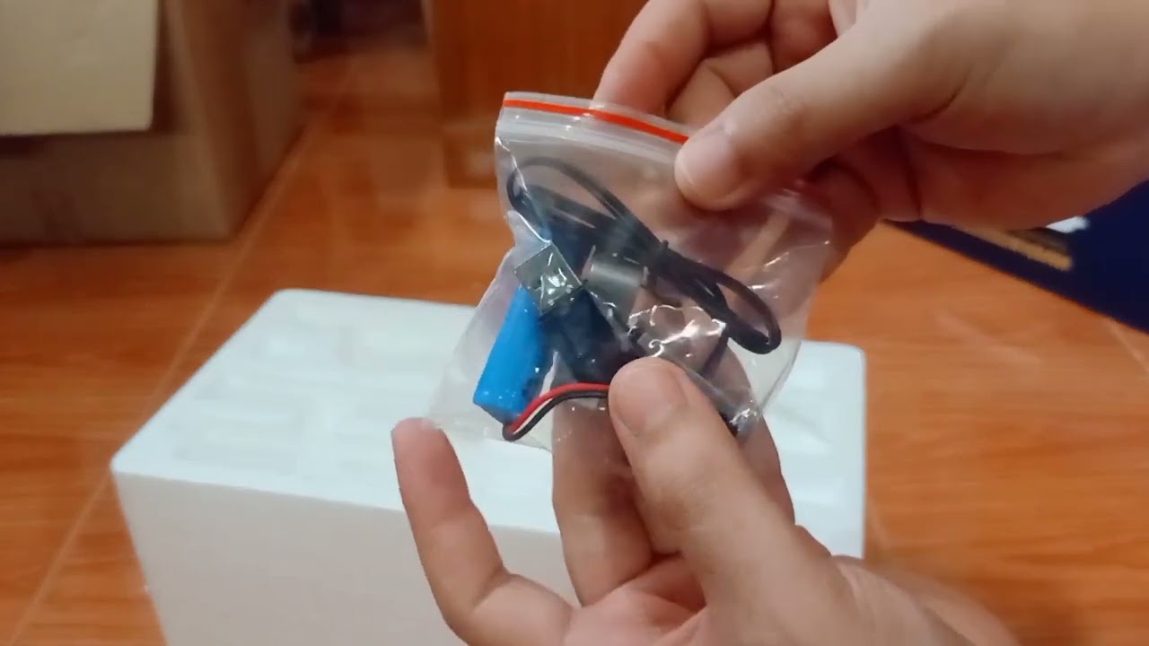 Unboxing huina 1502 หางลาก
