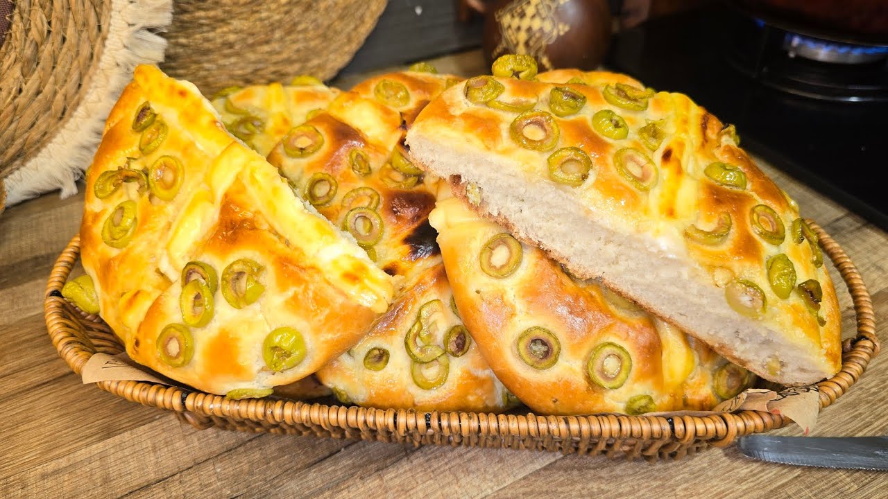 خبز الزيتون مفرمج وصفة رمضانية 🌙