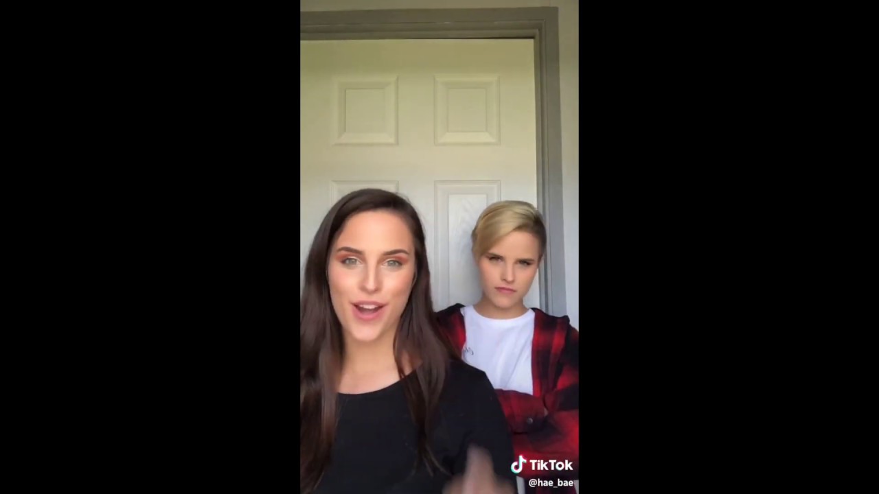Tik Tok Twins || Twin Challenge || Meme Compilation || Hello, we're twins! I am me, she is she!