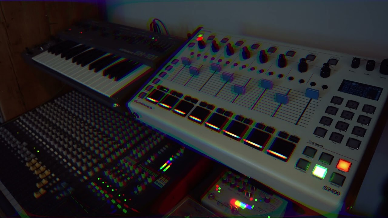 S2400 | Deep House