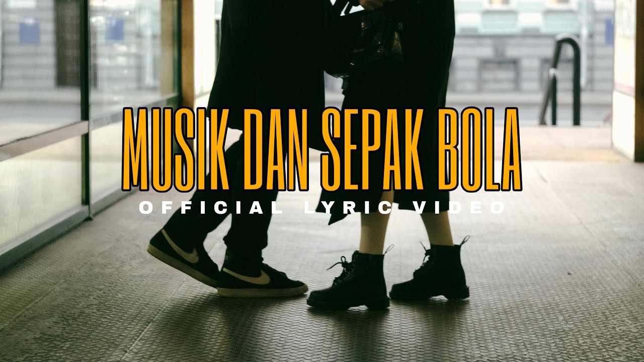 Starjet - Musik Dan Sepak Bola