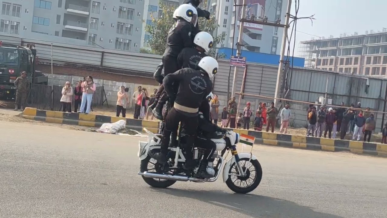 आर्मी बाइक स्टैंड जयपुर 