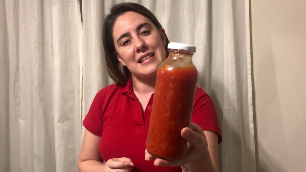 Salsa de tomate prensada en frio  con Maxtractor de Royal Prestige.