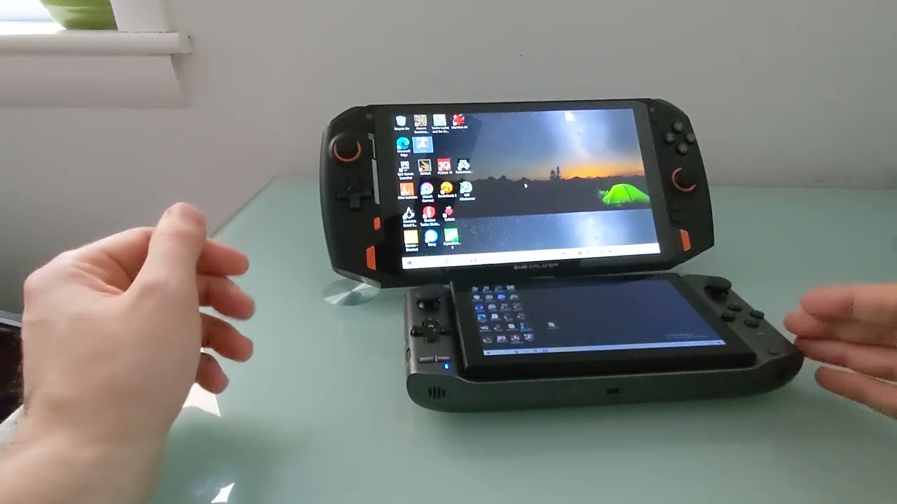 ONEXPLAYER and GPD Win 3 handheld gaming PCs compared