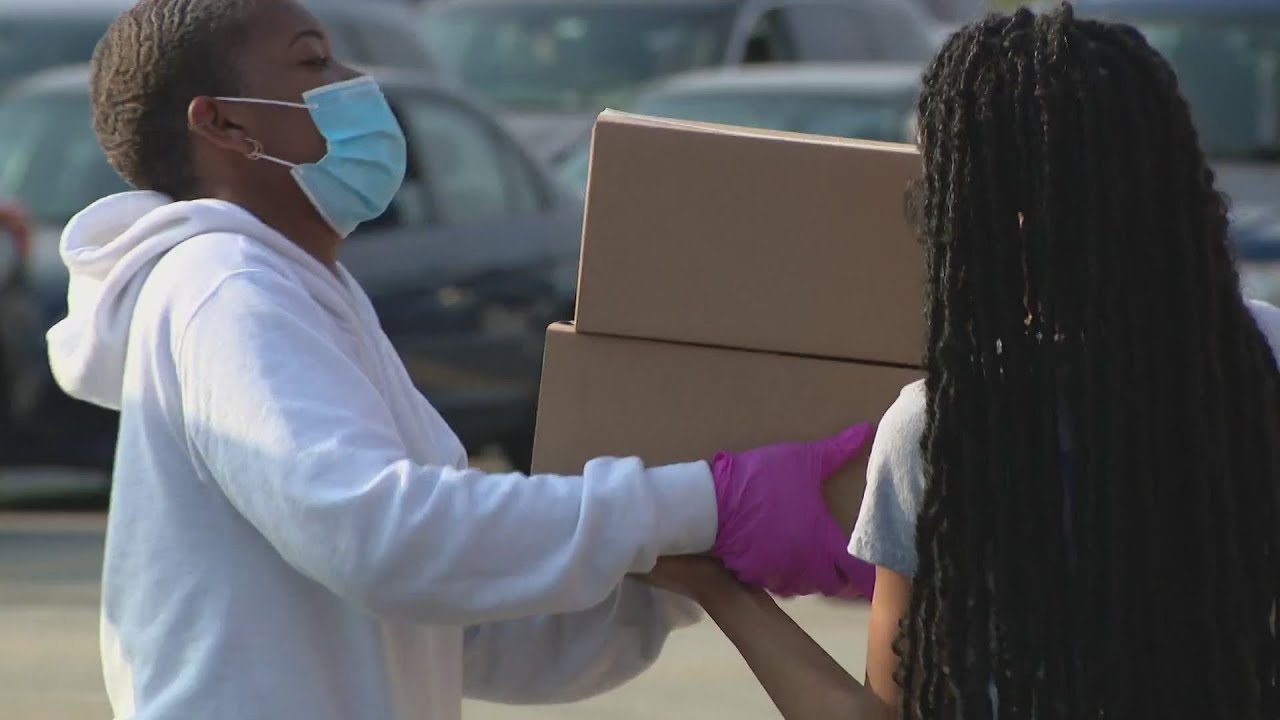 Northern Illinois Food Bank Pop-Up Market providing food for those in need