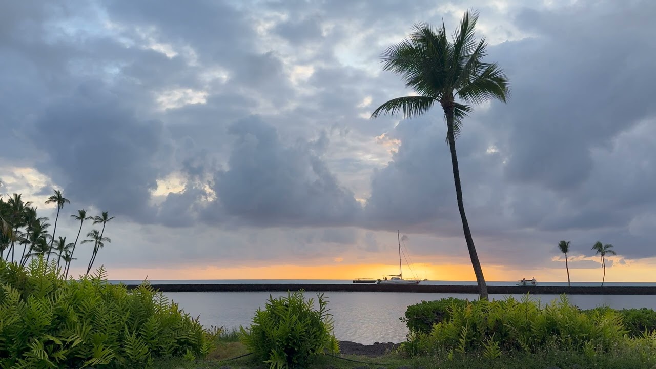 Chill Beats for Moody Evenings | Lofi Sunset Vibes by the Water