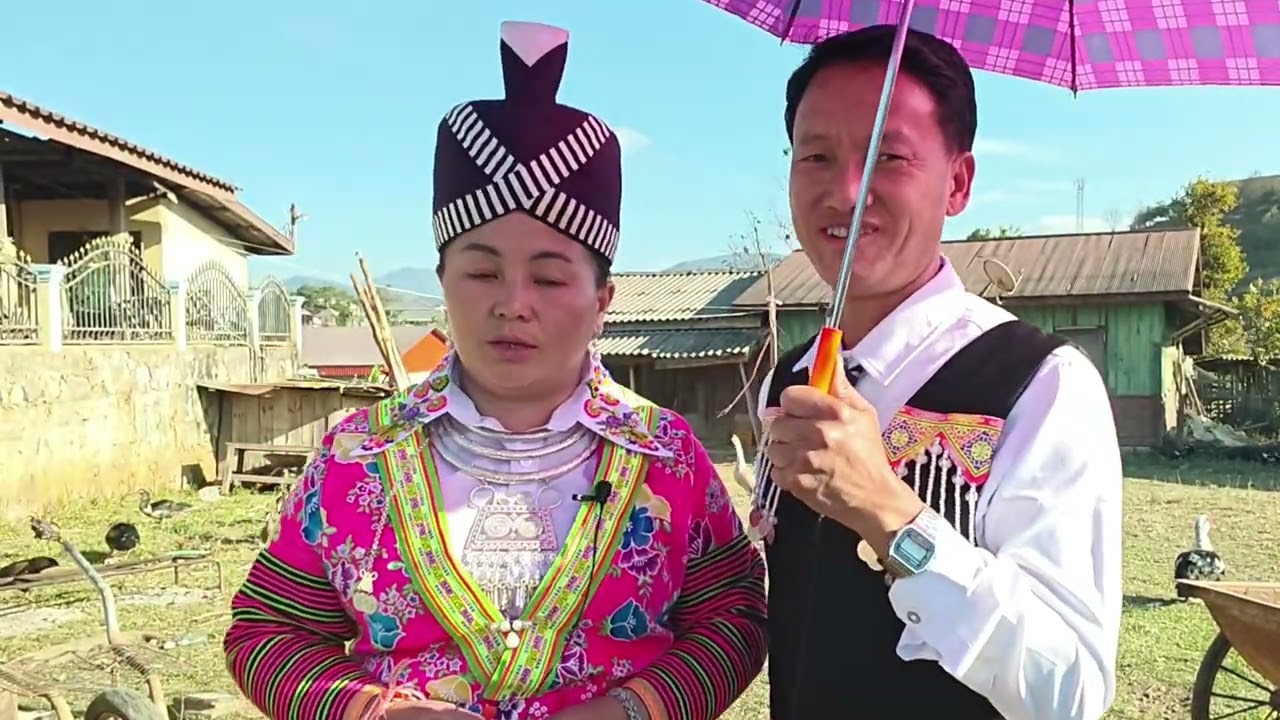 Yias thoj thisb nkauj kiab kwv txhiaj koj yuav mus koj muab dab tsis los tu kuv moo  