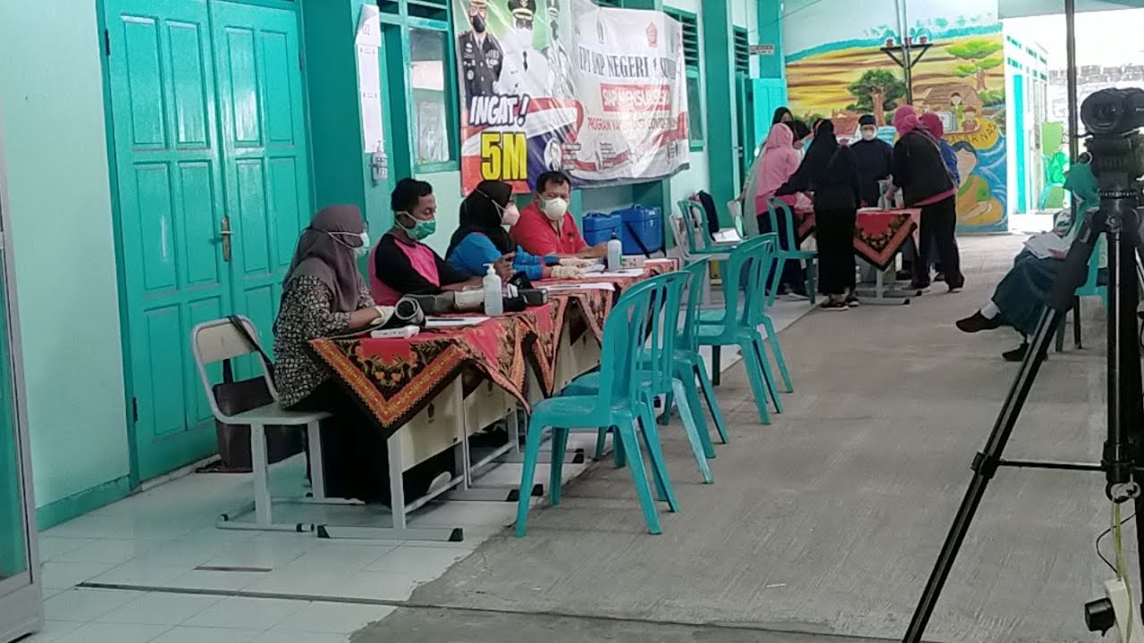 Live Vaksin COVID-19 Tahap 2 UPT SMPN 1 Sutojayan - SINOVAC