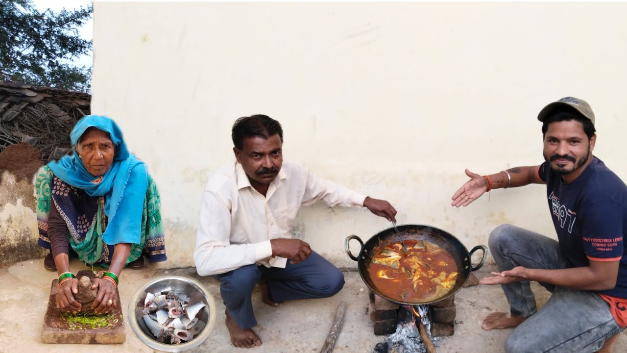 मध्यप्रदेश मध्ये केली कटला मासेमारी | Village Fish Curry Recipe | Village food